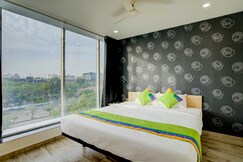 Treebo Grand Lotus - 3 km from Textile Market