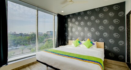 Treebo Grand Lotus - 3 km from Textile Market Room Type - Standard Room