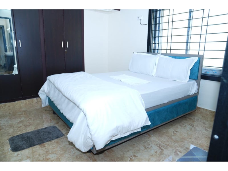 Vasista Homestay - Tap to explore photos