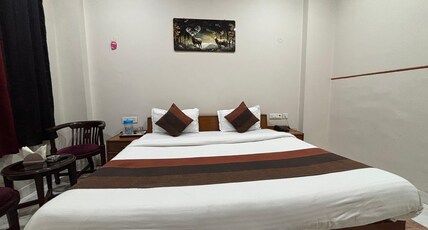 Hotel Dhola-Maru, Resort Room Type - Deluxe Room with Balcony