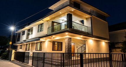 Living club serenity | 15 min from Rajagiri Hospital Room Type - Living club serenity