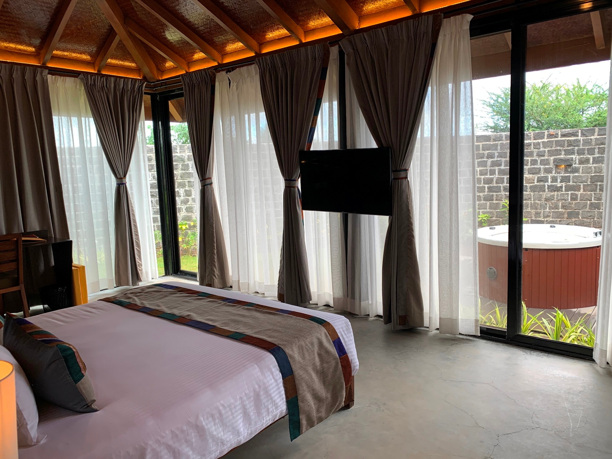Viveda Wellness Resort - Tap to explore photos