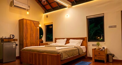 The Paro Homestay Ashtamudi Room Type - Suite Room with Courtyard view 