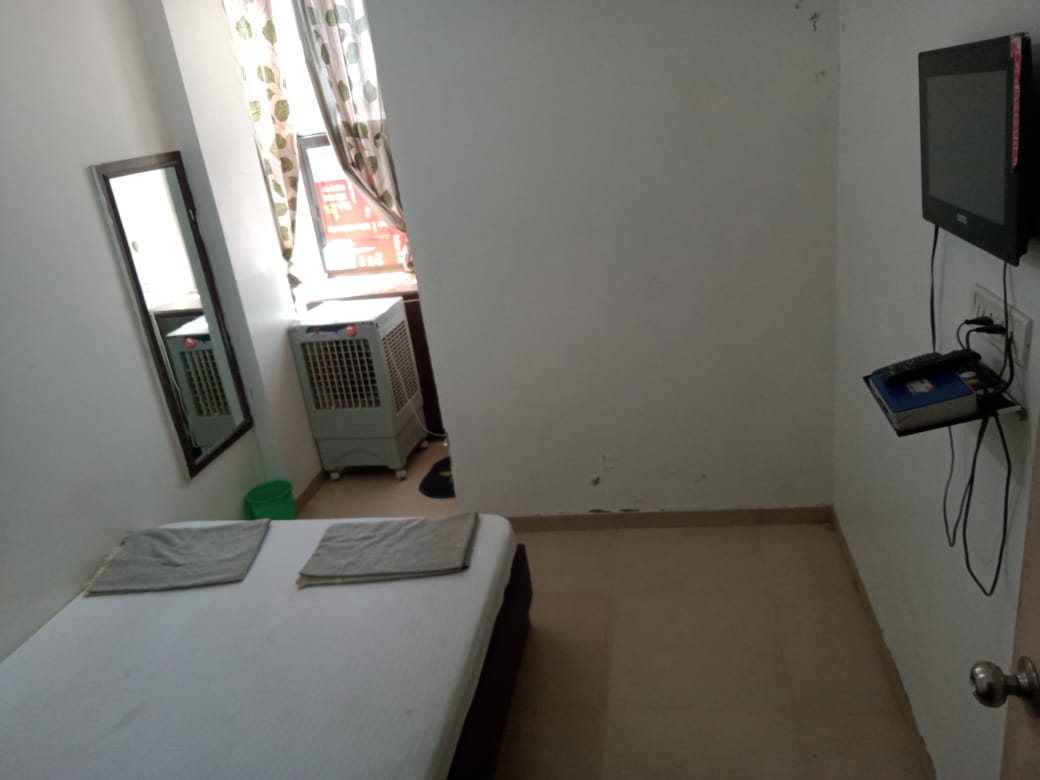 Hotel Abhishek - Tap to explore photos