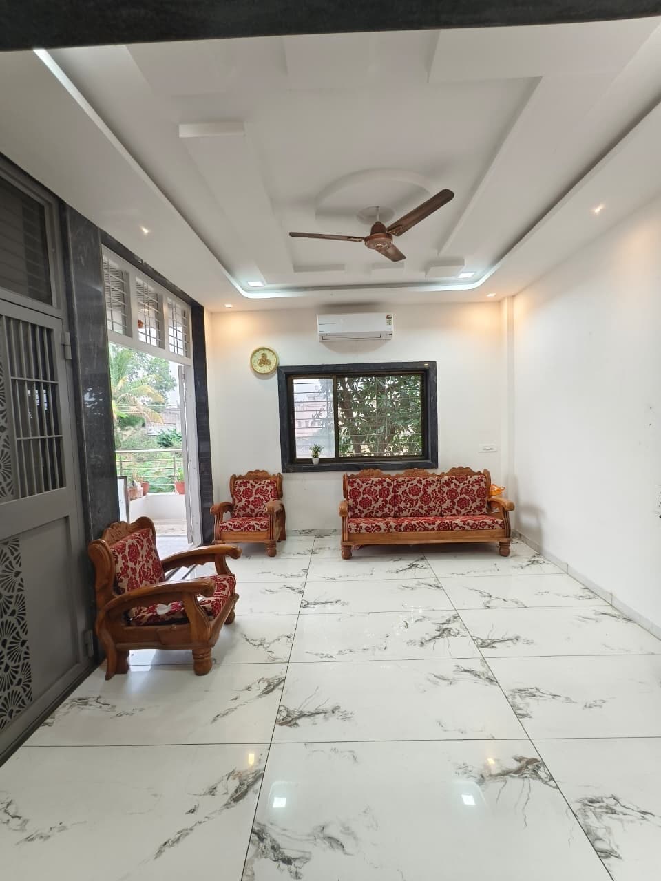 Rajparvati Homestay - Tap to explore photos