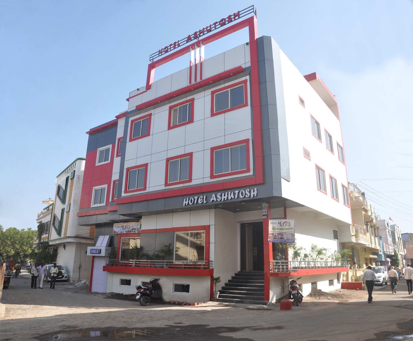 Hotel Ashutosh - Tap to explore photos