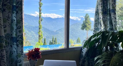 Yule Tea Retreat | A Premium Heritage Hotel Room Type - Moondrop Kanchenjunga View Room with Free Wifi