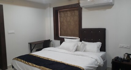 VISHNU RESIDENCY Room Type - STANDARD AC ROOM