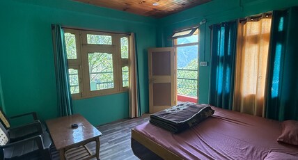 Mountain Goat Guest House & Restaurant Room Type - Top Floor Double Room