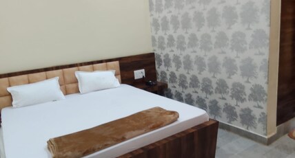atulyam palace and resort Room Type - DELUXE ROOM