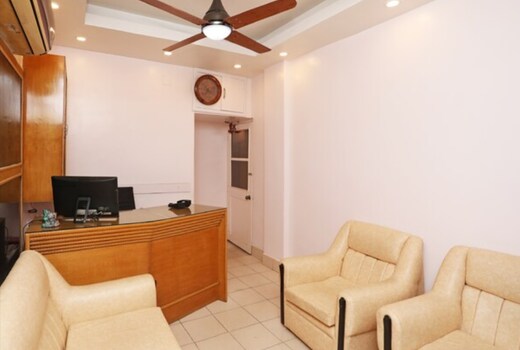 Ken Guest House MC