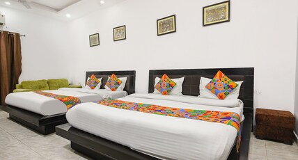 FabHotel Khalsa Homestay Room Type - Family Room