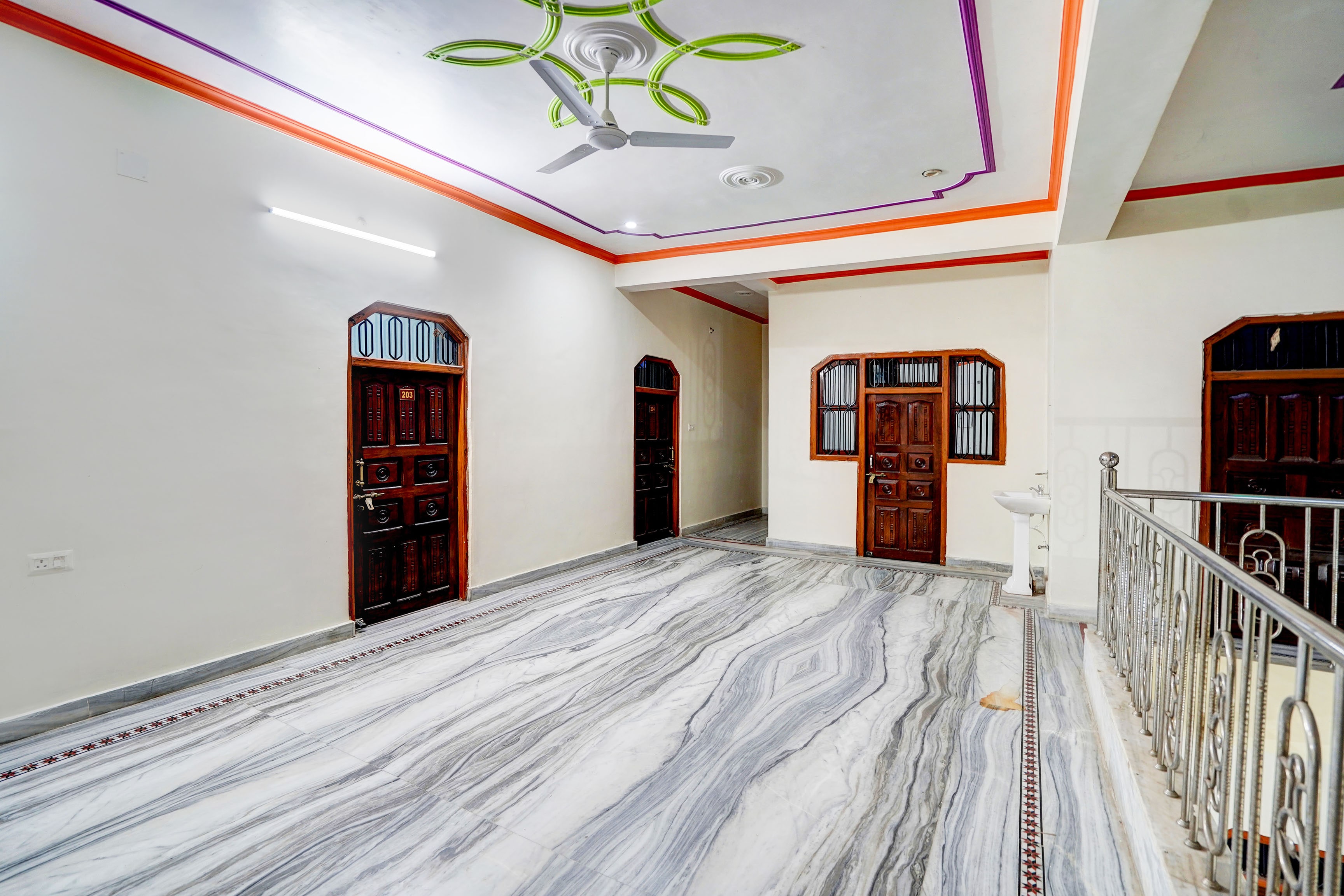 Hotel O BUDDHA PALACE (Paying Guest House) - Tap to explore photos