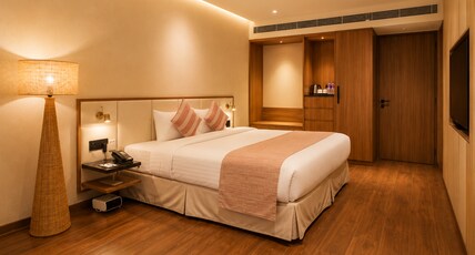 Hotel Shiv Shakti Room Type - Deluxe Room