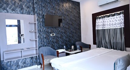 Hotel Ramarsh Palace Room Type - Double Bed AC Room