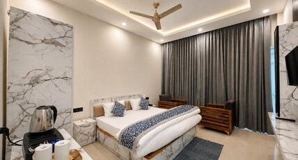 Shikhar Homestay Room Type - Deluxe Room