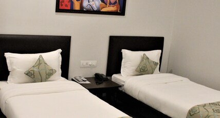 Central Hotel Room Type - Superior Twin