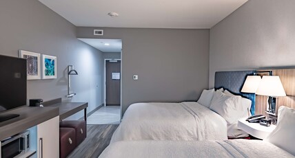 Hampton Inn and Suites Dallas/Plano Central Room Type - 2QN HR ACC FRG MIC SB NS