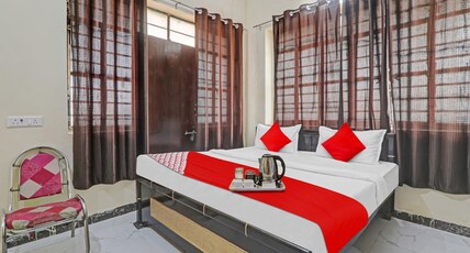 Hotel O by OYO Sunrise Inn Room Type - SPOT ON NON-AC