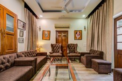 The Narula Inn | Bed & Breakfast