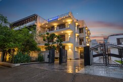 FabHotel Next Home Prime