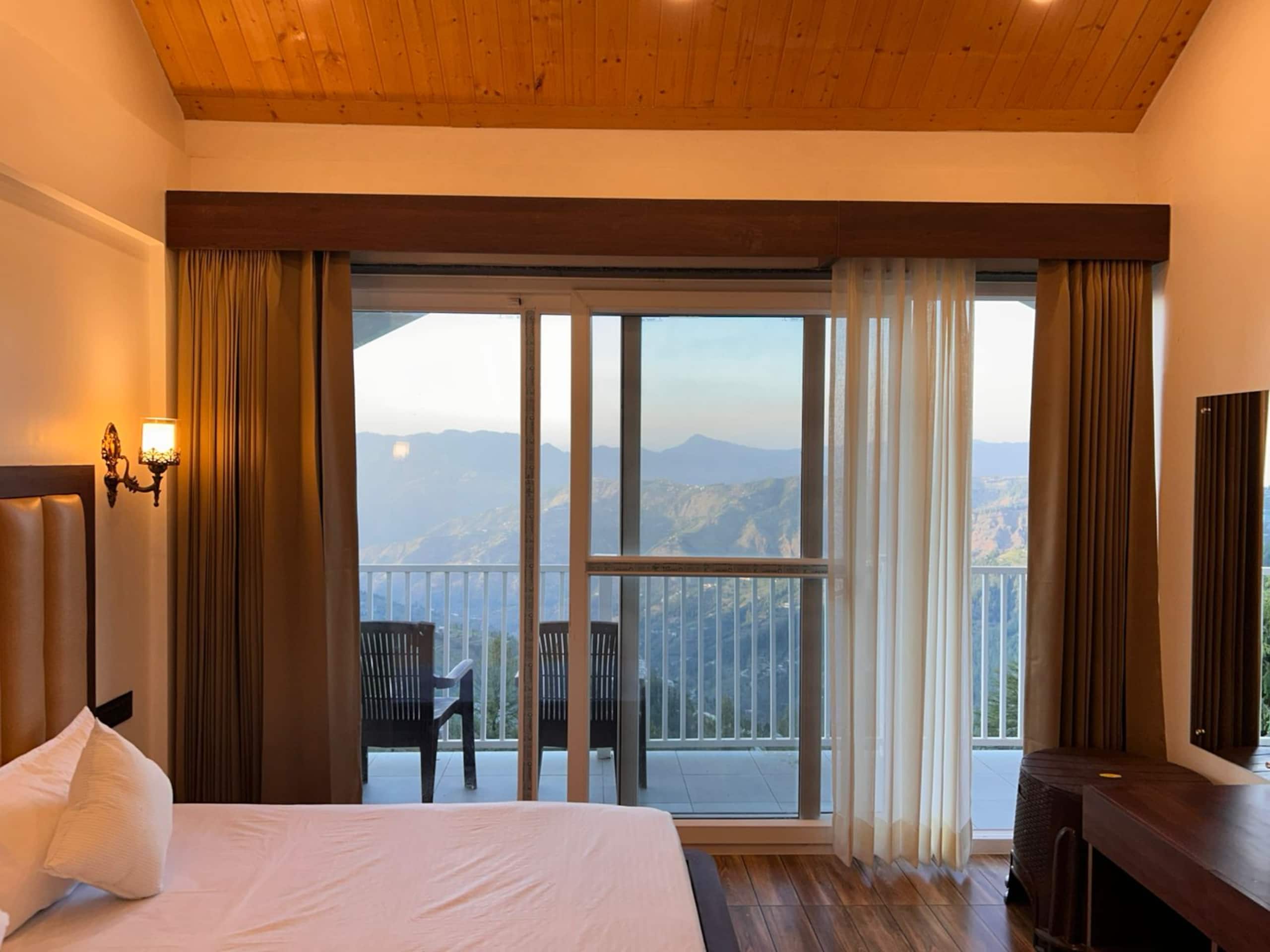 The Orchard Retreat, New Kufri - Tap to explore photos