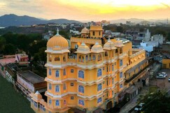 Bloom Boutique | Lake Pichola