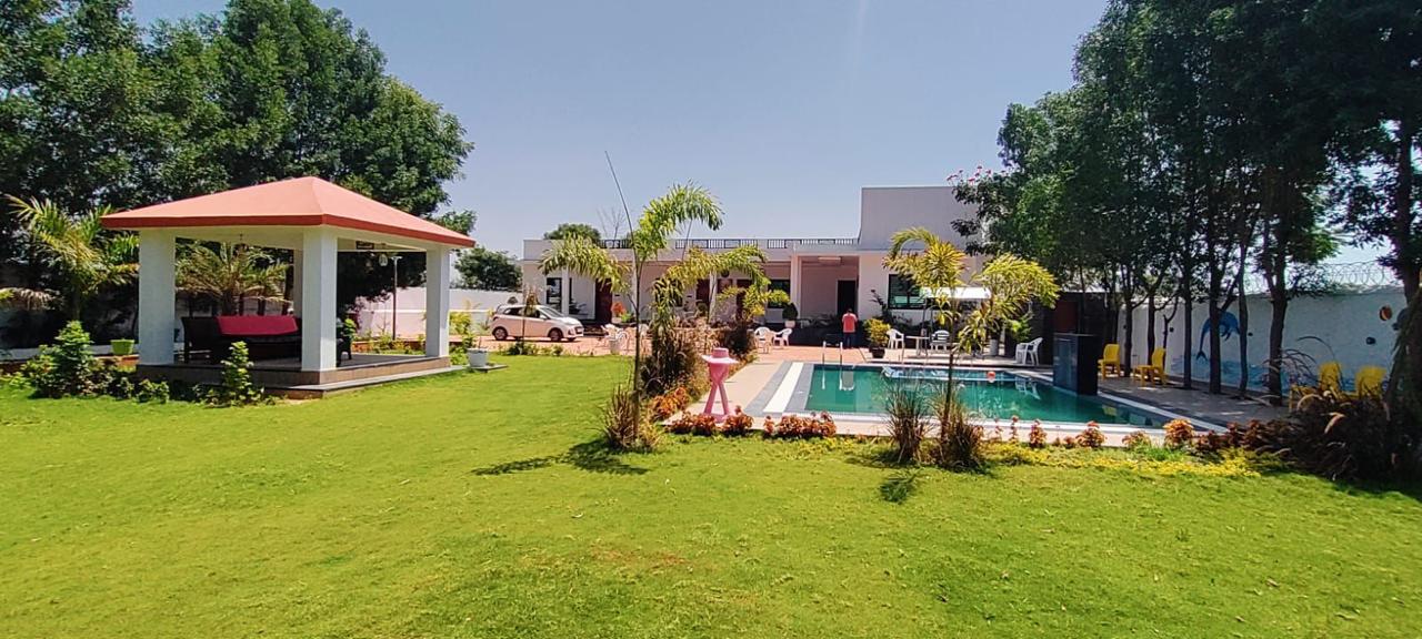 AnandFarmhouse-Relax in nature - Tap to explore photos