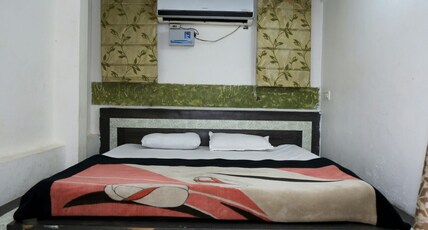 Hotel Madan Palace Room Type - Super Deluxe AC Room