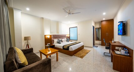 The Himalayan Stays Nainital Room Type - Premium room