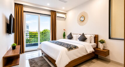 Hotel Durbar Artemis Hospital Room Type - 1 Luxury Bedroom & Hall Apartment with Park View Hotel Durbar Artemis Hospital Room Type - 1 Luxury Bedroom & Hall Apartment with Park View