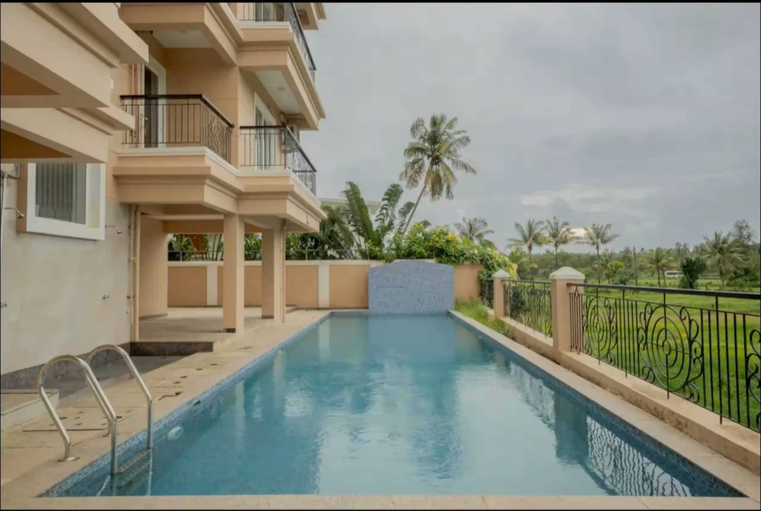Shore Luxe | 1BHK | Calangute - Tap to explore photos