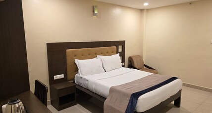 Hotel Udayee International Room Type - Deluxe Room