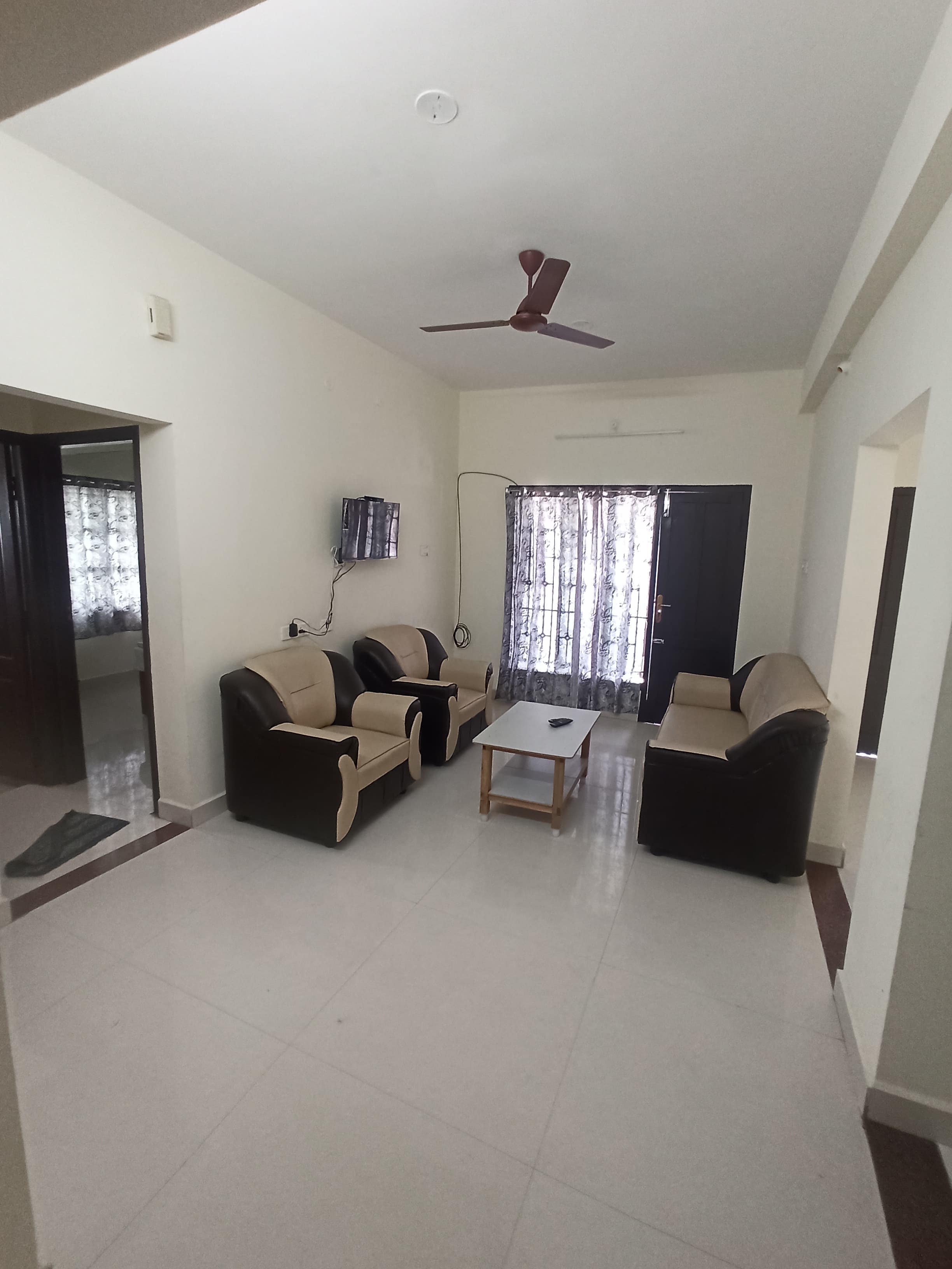 Shree Service Apartment - Tap to explore photos
