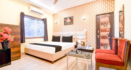 Hotel O THE WEDDING RINGS Room Type - Classic