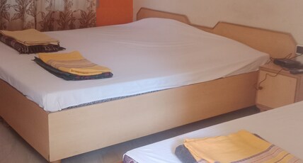 Hotel santinikatan Room Type - G-52(AC)