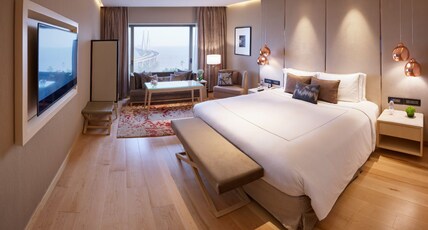 Taj Lands End, Mumbai Room Type - Sea Link View Room Twin Bed