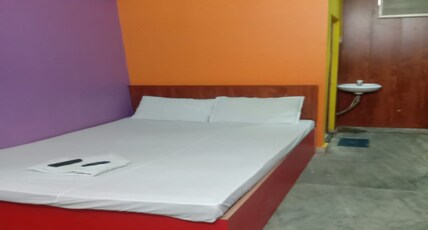 Hotel Tushti Room Type - Standard AC Room Hotel Tushti Room Type - Standard AC Room
