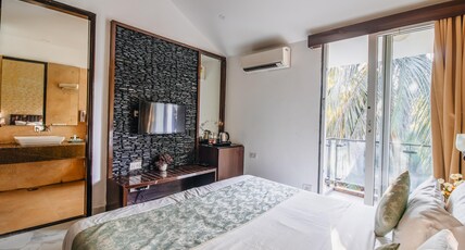 Regal Sands Hotel Room Type - Budget Double Room