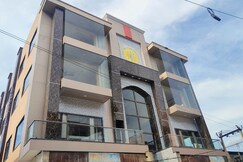 Hotel Shri Prayag Residency