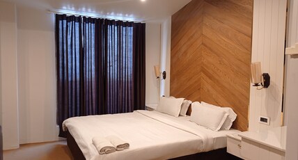 The Grand Hotel Room Type - Executive Suite with Balcony