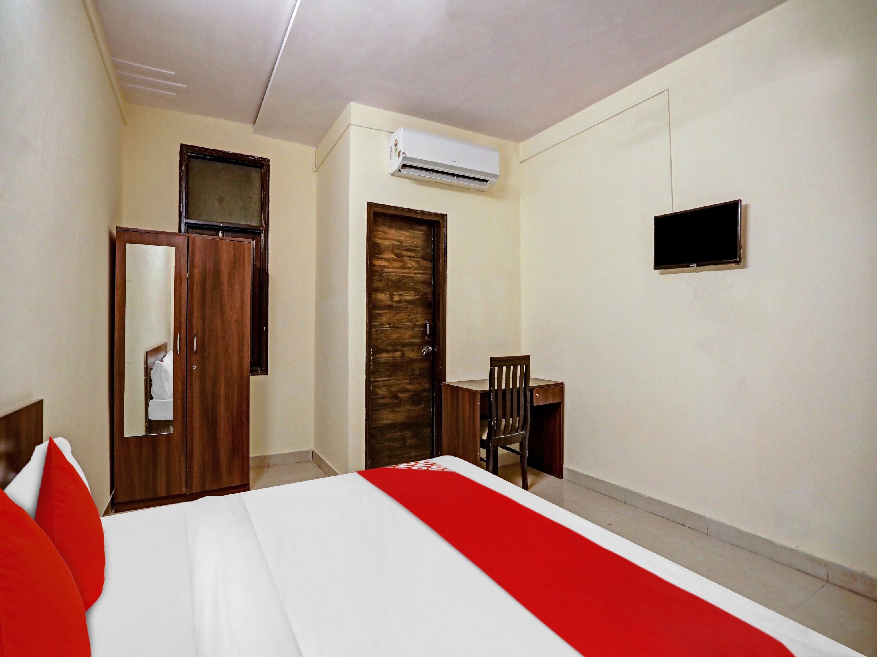 Hotel O NK RESIDENCY - Tap to explore photos