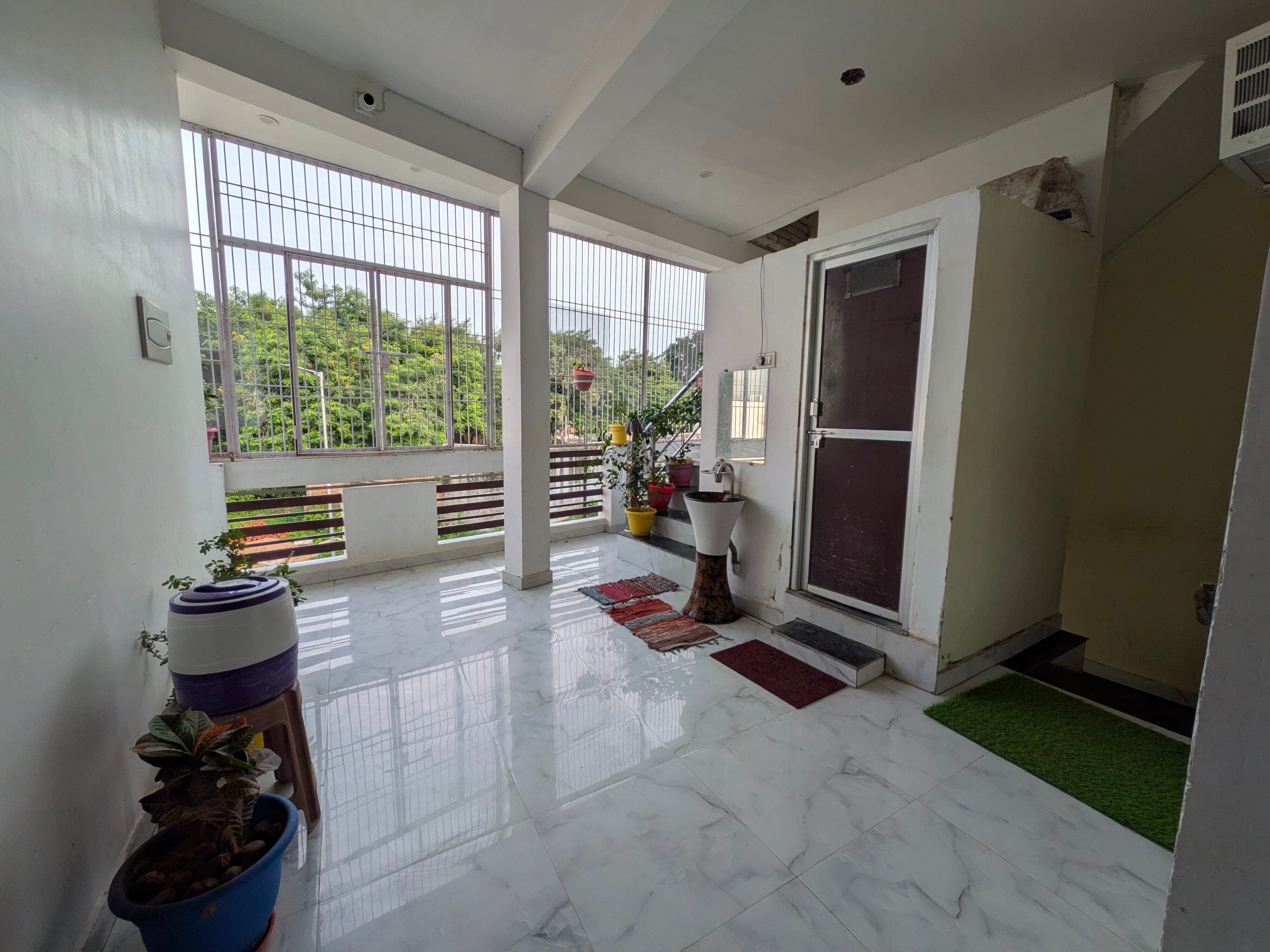 NARAYAN HOME STAY - Tap to explore photos