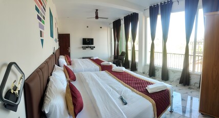 Raj bavan Room Type - Quadruple Room with Balcony