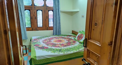 SILK ROUTE HOME STAY Room Type - Bedroom 2