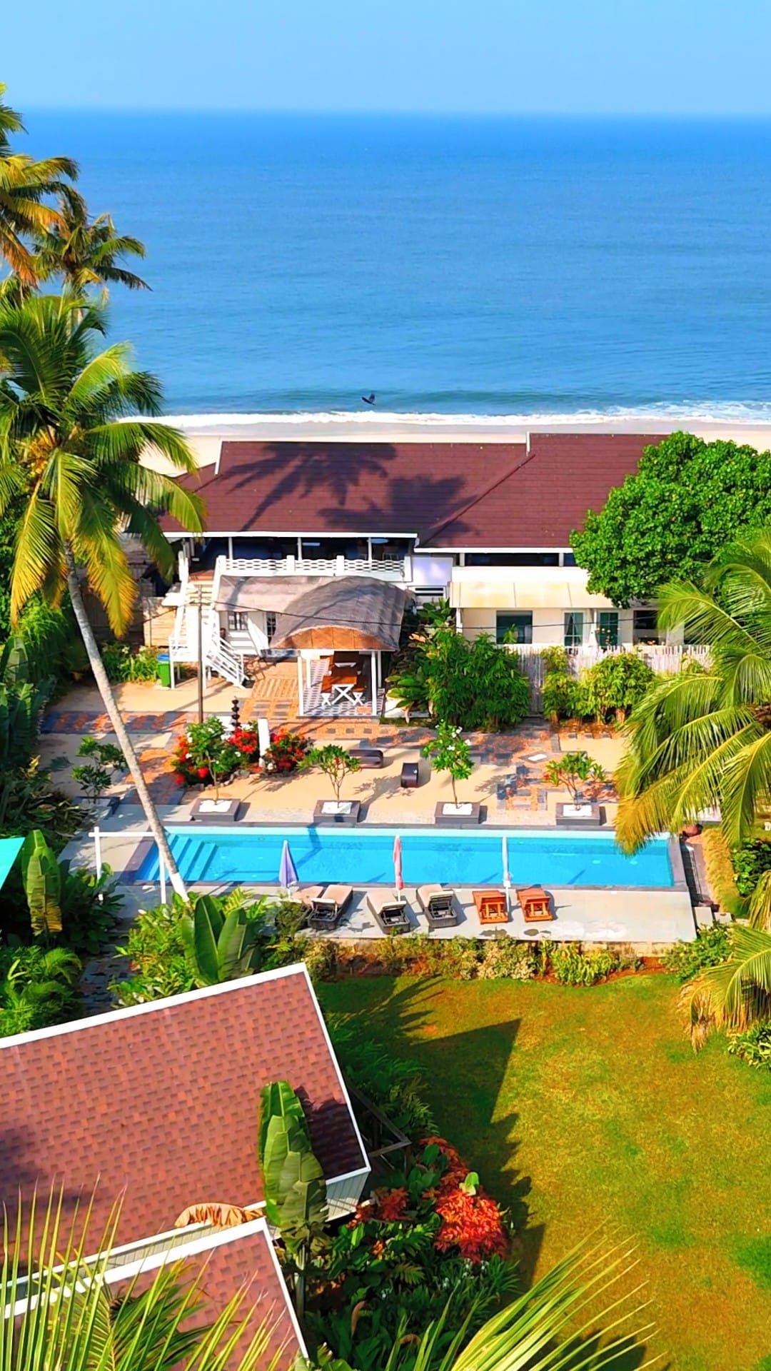 ETHER Marari Beachfront Villa - Tap to explore photos