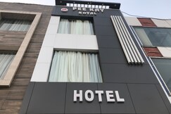 Hotel Pee Kay Royal