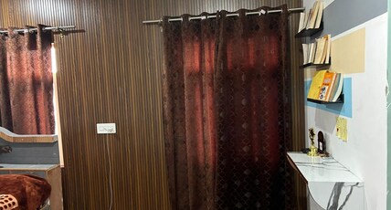 Homesleeper homestay Room Type - Bedroom 3