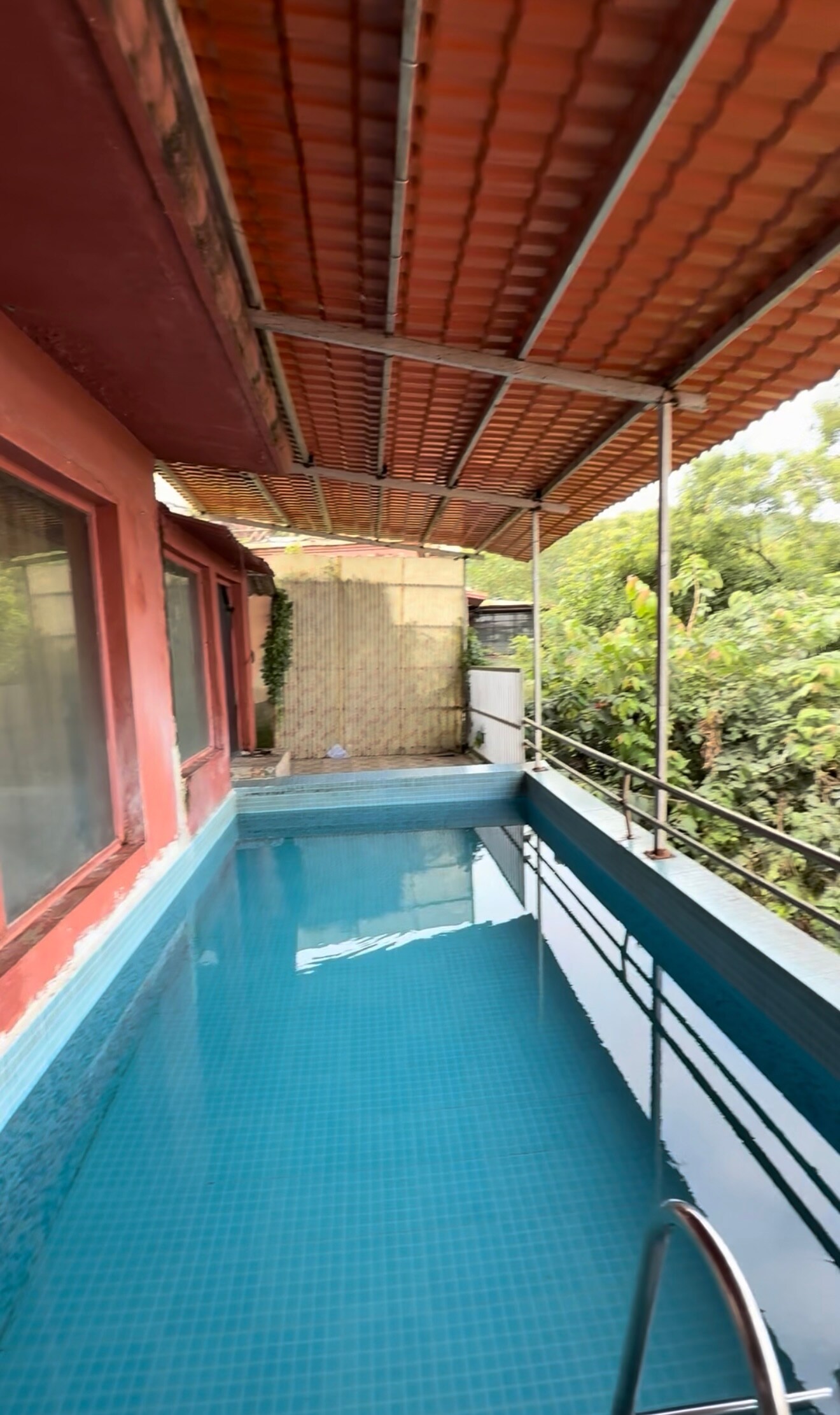 Hill View Villa No 415 - Tap to explore photos