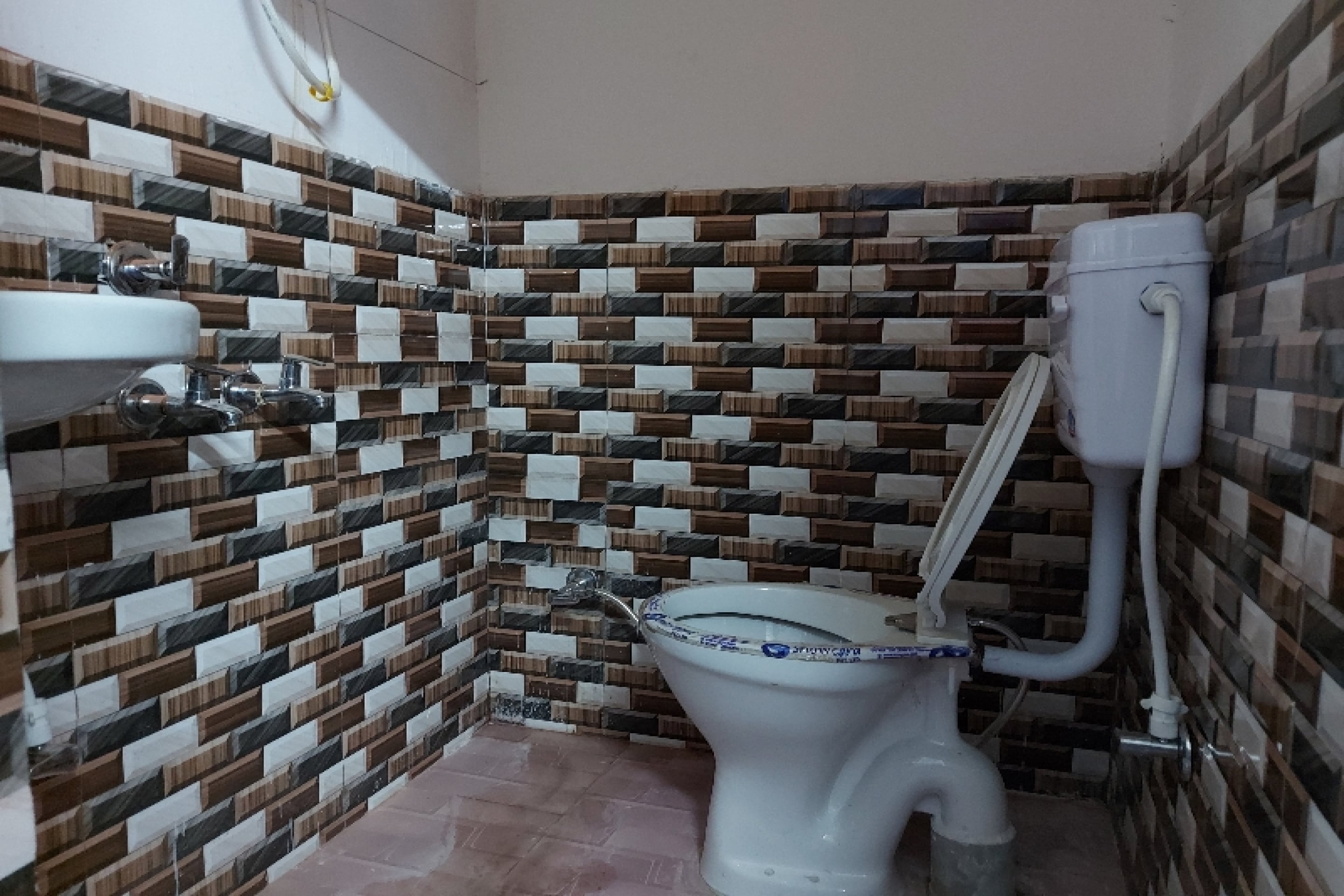 SPOT ON Welcome Inn - Tap to explore photos